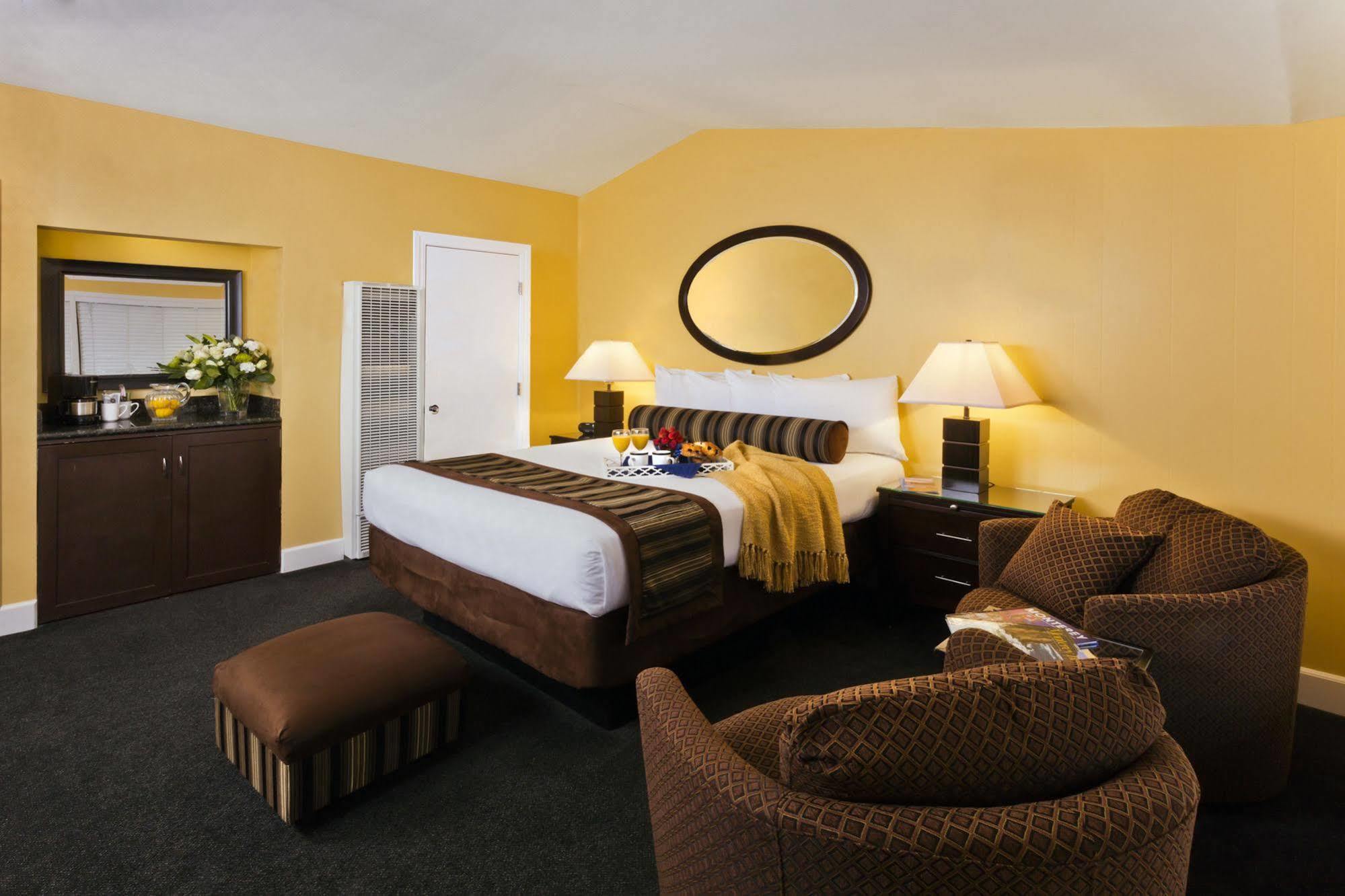 Monterey Peninsula Inn Pacific Grove Eksteriør billede