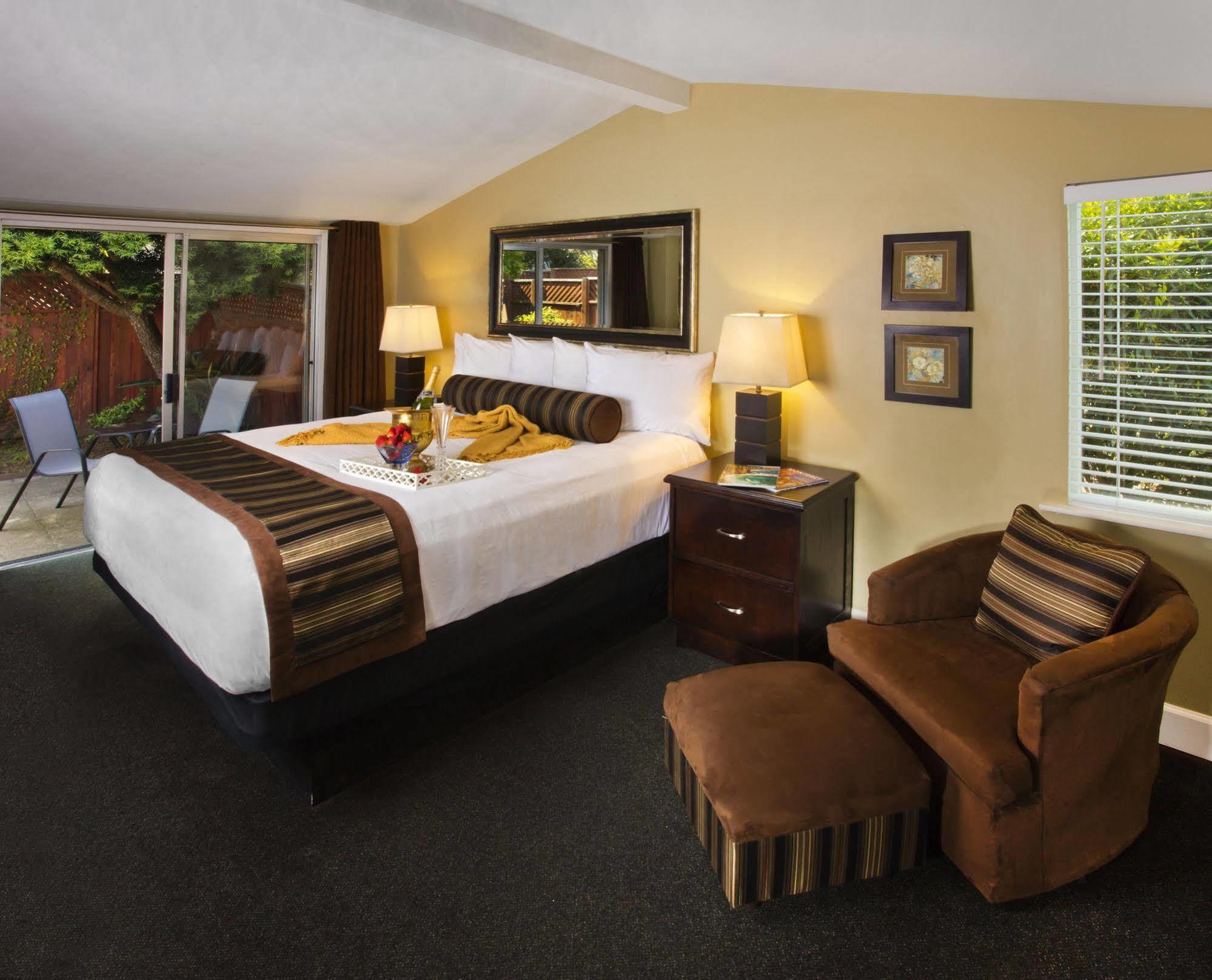 Monterey Peninsula Inn Pacific Grove Eksteriør billede